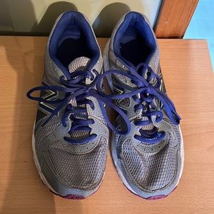 Womens New Balance running shoes.  Size 9